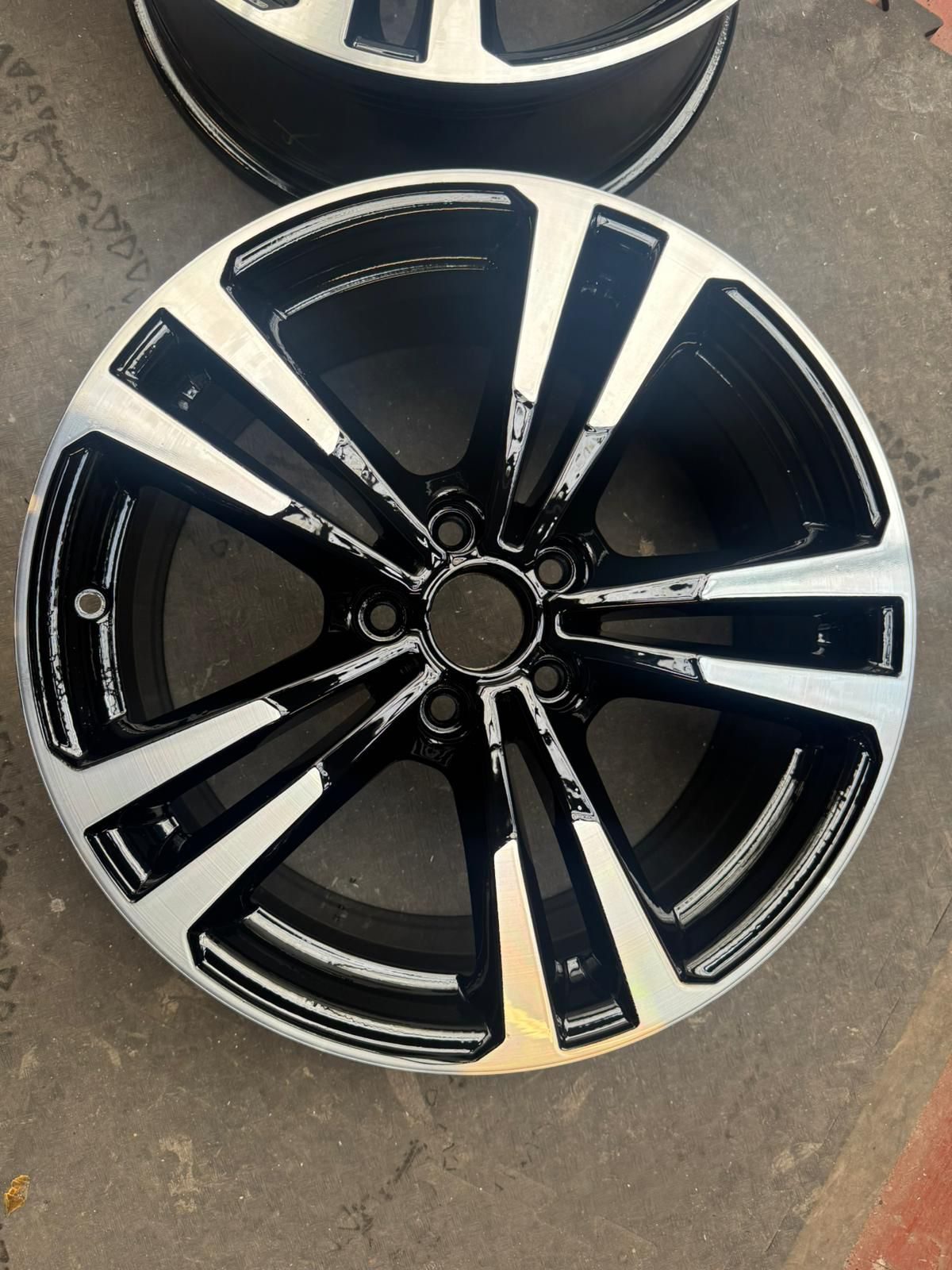 Refurbished alloy wheel 5